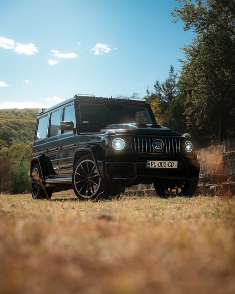 Mercedes-Benz G-Class 2014 — airport car rental