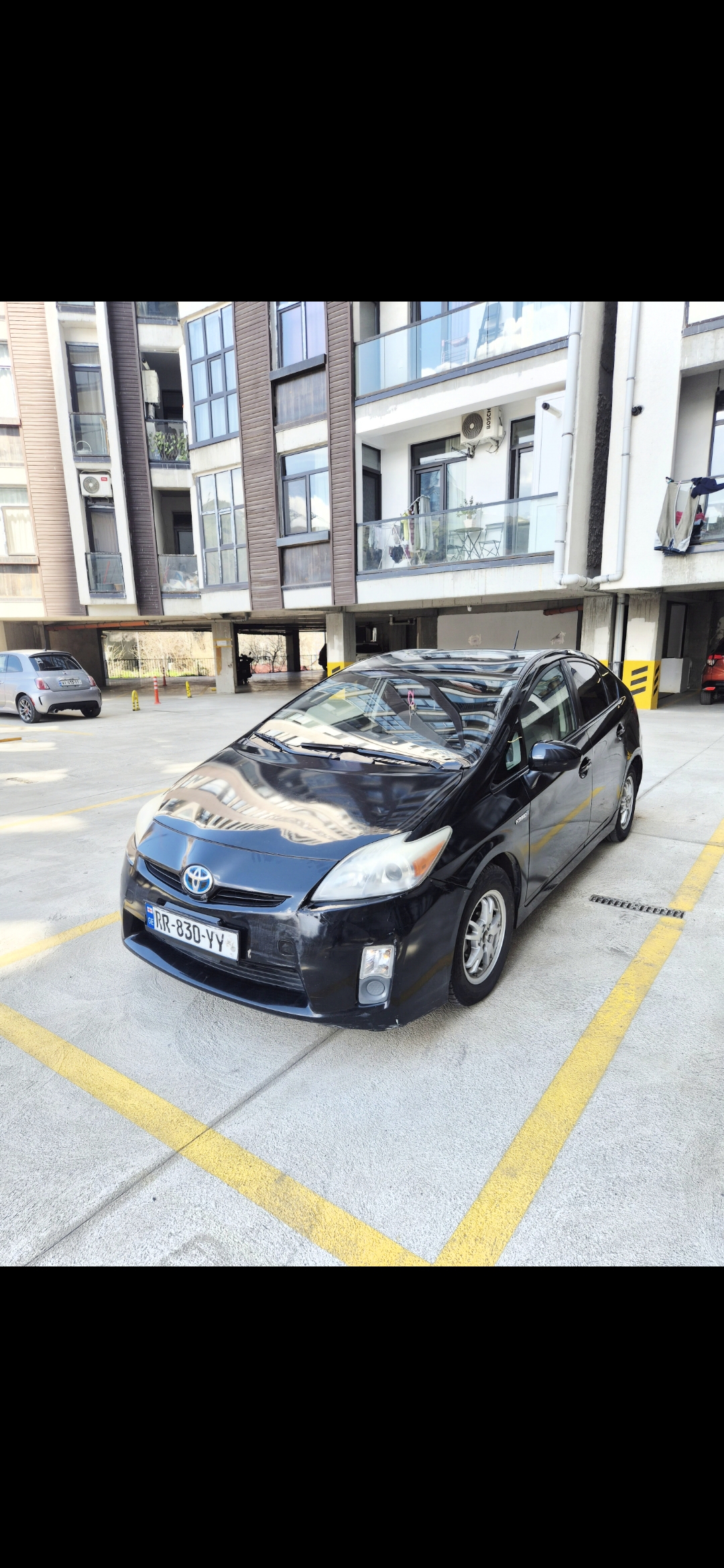 Toyota Prius 2009 — airport car rental