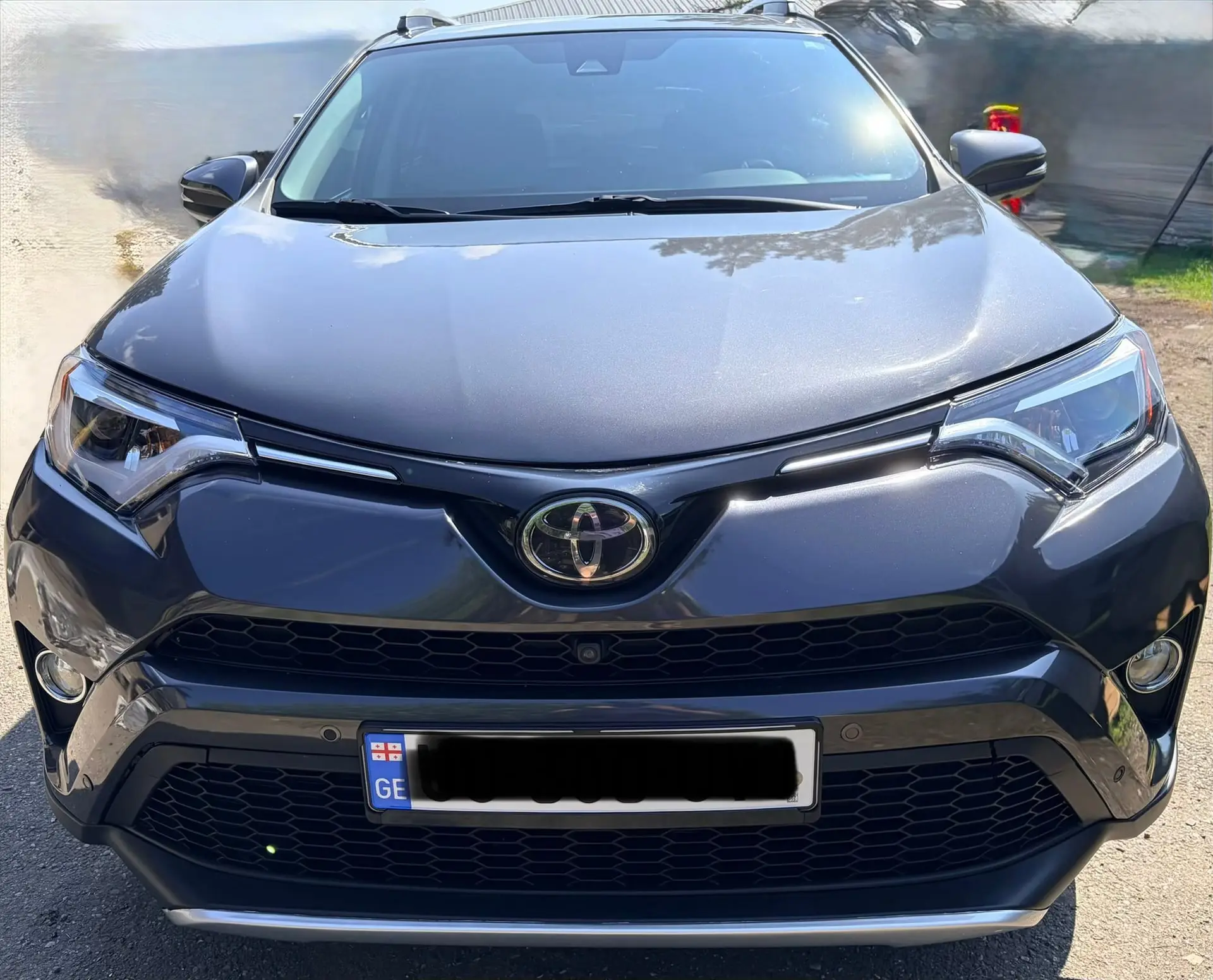 Toyota RAV4 2017 — airport car rental