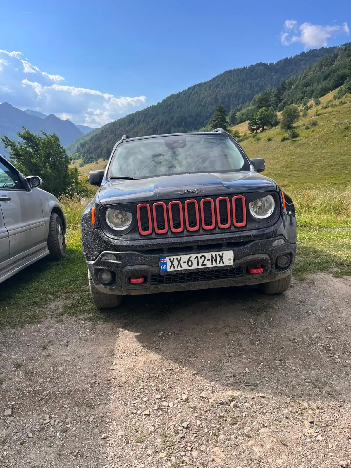 Jeep Renegade 2016 — airport car rental