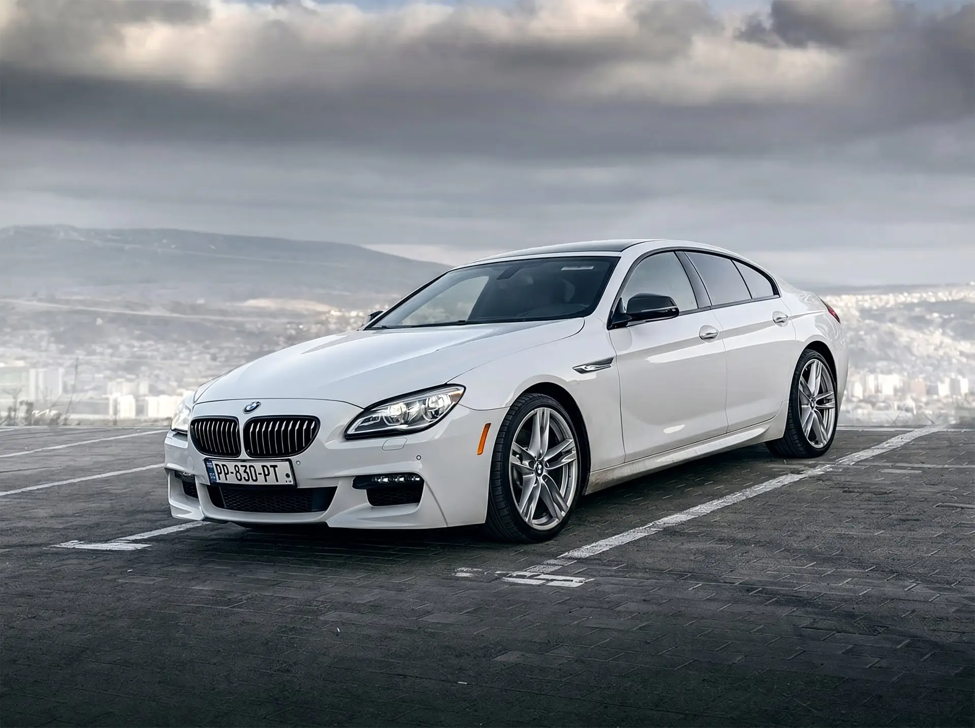 BMW 6 Series 2016 — airport car rental