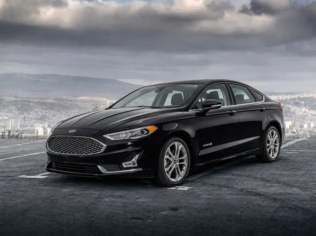 Ford Fusion 2019 — airport car rental